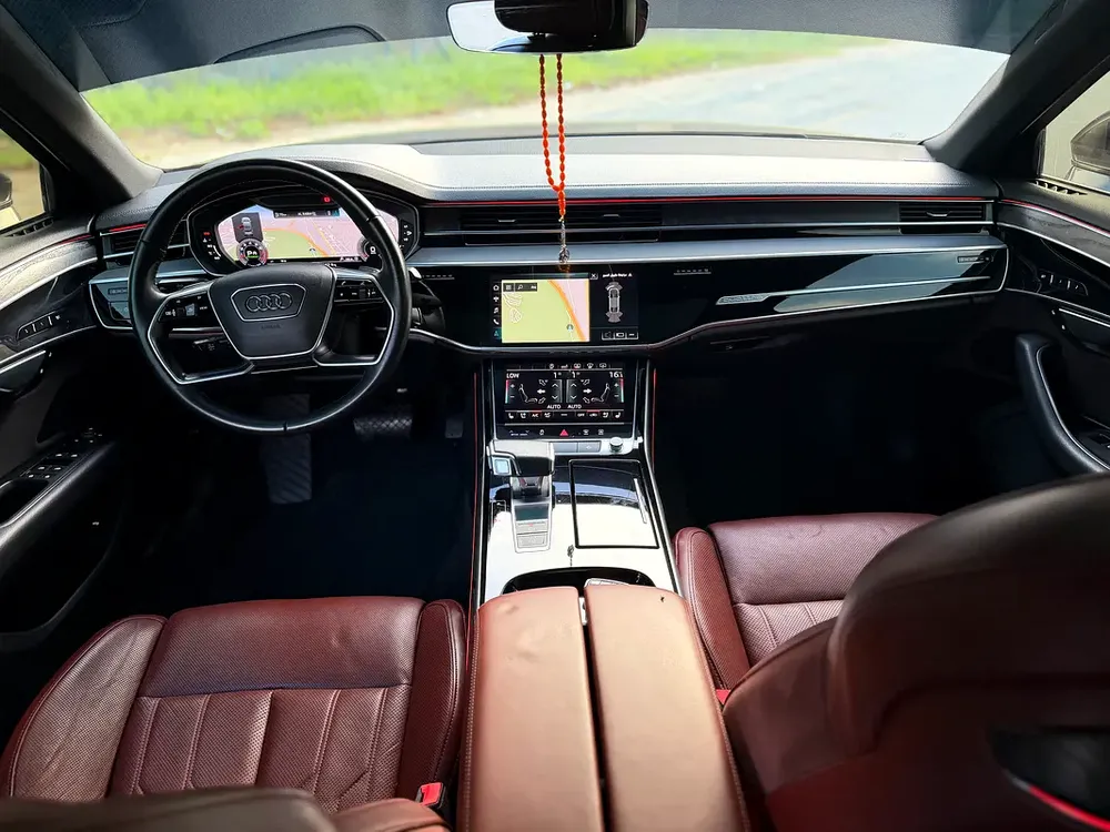 GCC Specs Audi A8 55 TFSI Quattro 2020 - Pristine Condition - Image 7