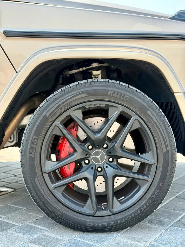 Mercedes-Benz G Class G63 AMG - Image 10