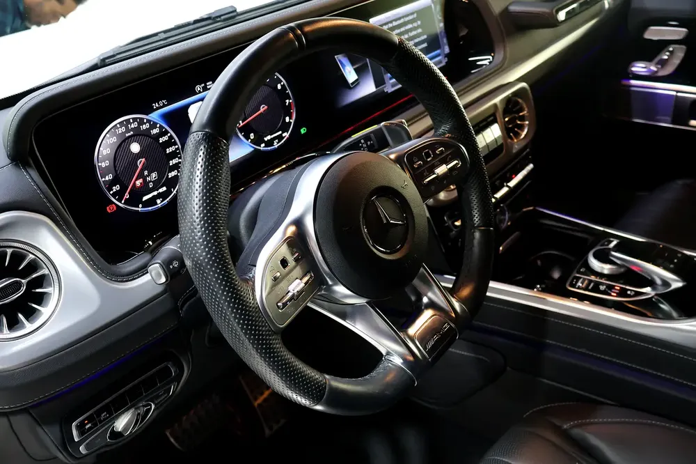 2023 !!  Mercedes-Benz G 63 AMG || Full Service in agency || super clean - Image 7