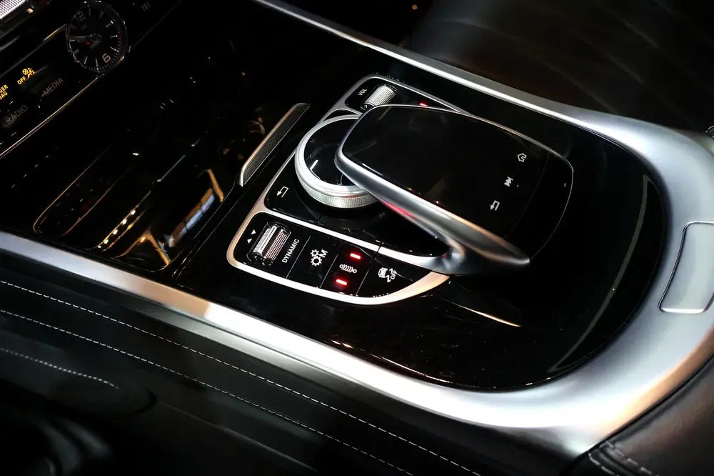 2023 !!  Mercedes-Benz G 63 AMG || Full Service in agency || super clean - Image 8