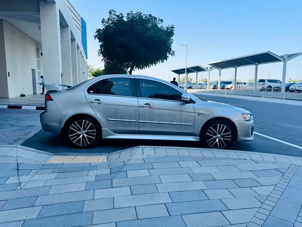 Mitsubishi Lancer GT - Image 4