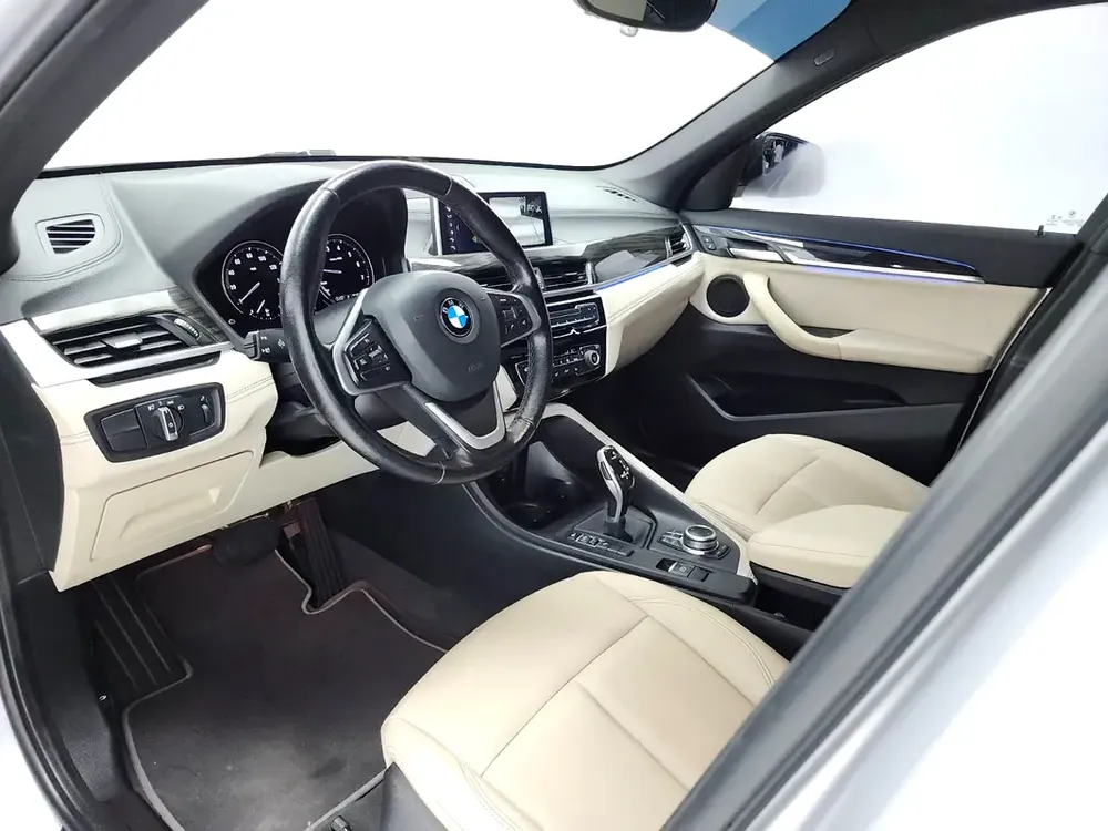 BMW X1 xDrive28i 2021 - American Specs - Excellent Condition - Image 6