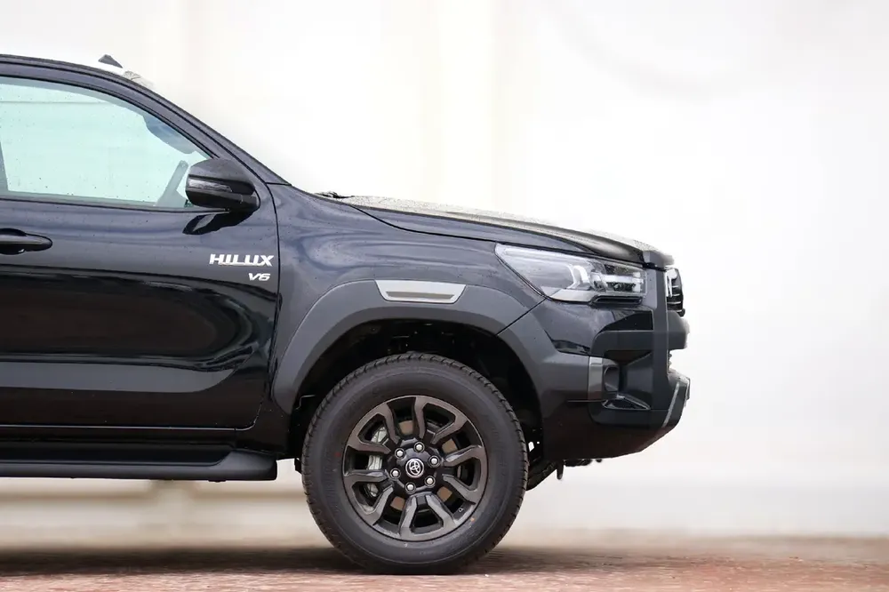 HILUX V6 AT MLM 2025 - For Export - Image 4