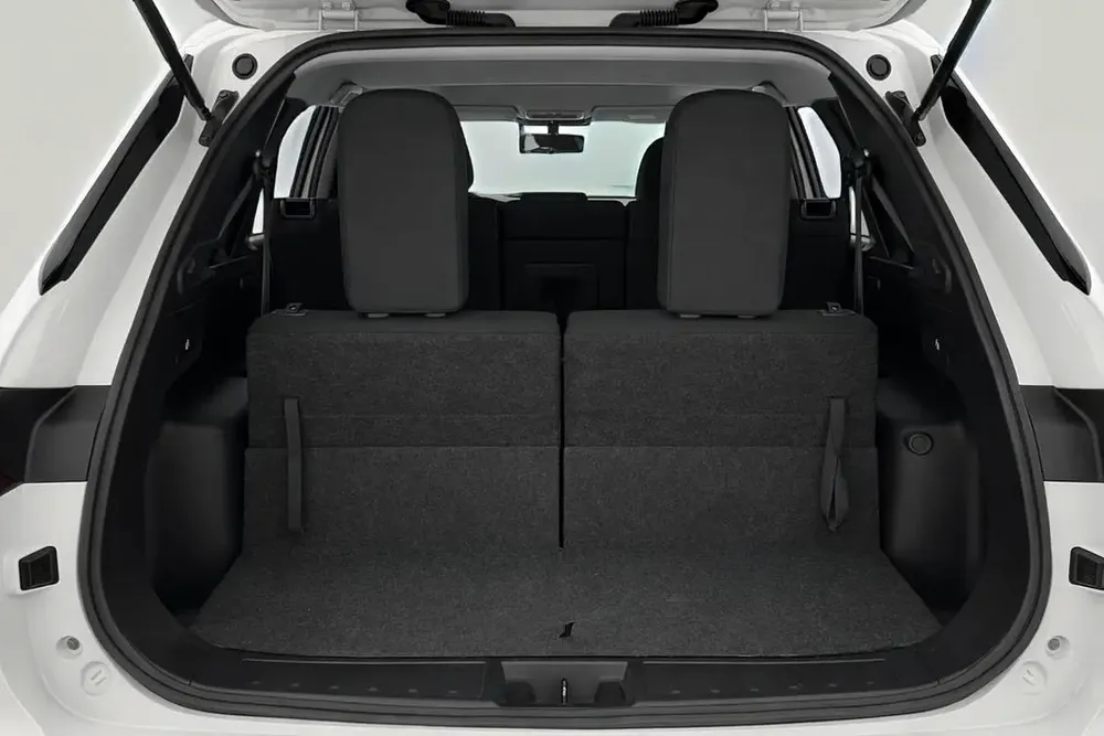 AED 1,128/m | 0 DP | Free 3 Months Warranty | Service History | MITSUBISHI OUTLANDER 2023 - Image 11