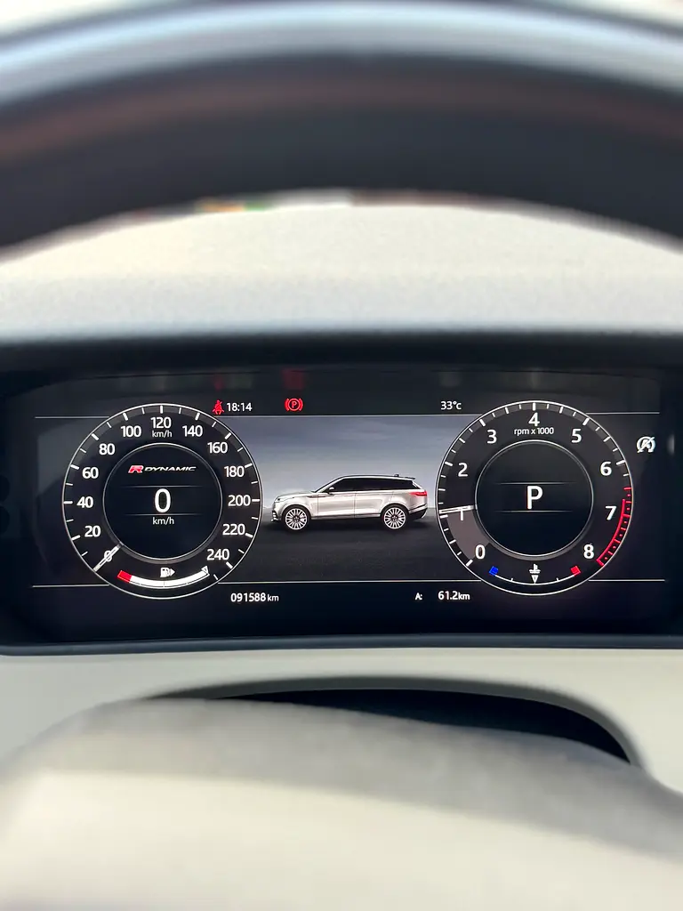 Land Rover range Rover velar R Dynamic p250 SE - Image 10