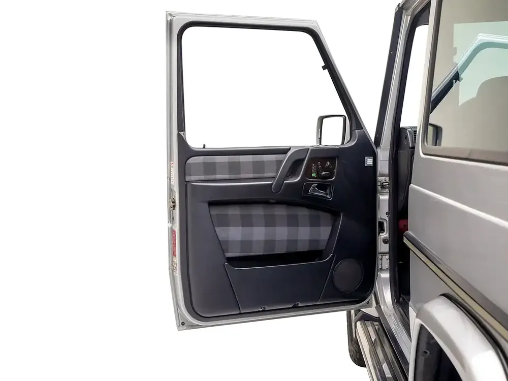 2001 | Mercedes Benz | G320 coupe (2001 V6 G320 face-lifted to 2012 - Image 19