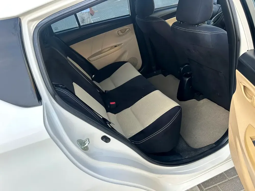 Toyota Yaris SE 2015 GCC Specs - Excellent Condition - Image 5