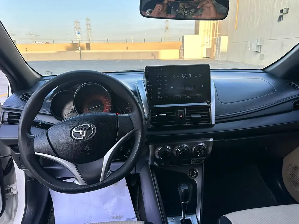 Toyota Yaris SE 2015 GCC Specs - Excellent Condition - Image 9