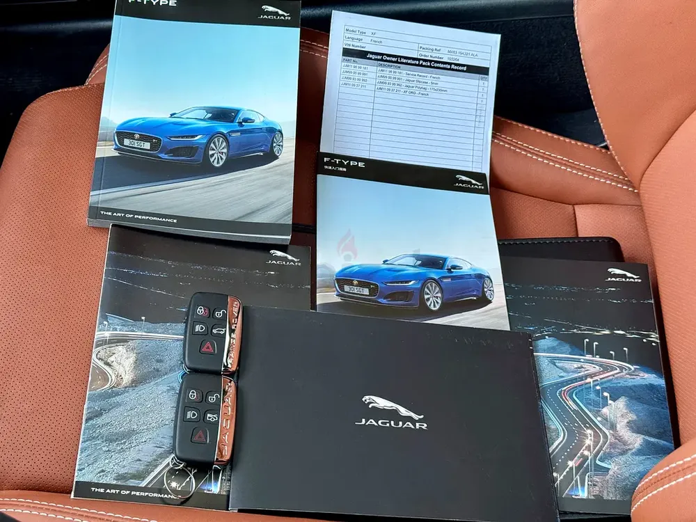 2022 Jaguar F-Type Dynamic | Black Pack | Panoramic Roof - Image 12