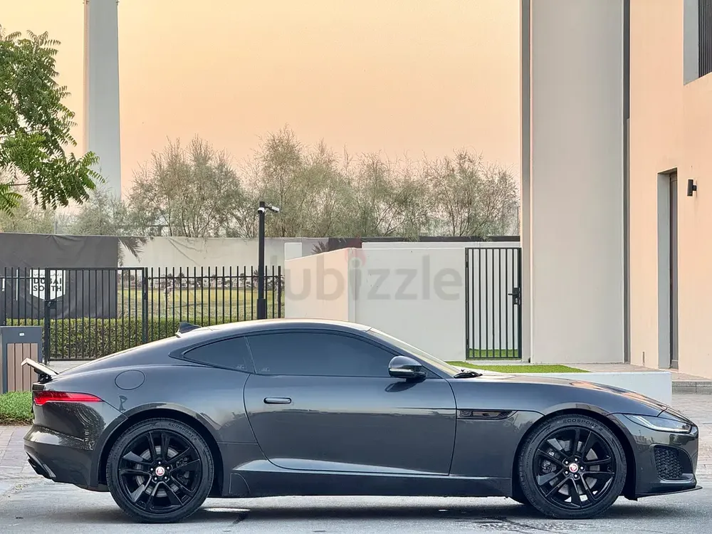 2022 Jaguar F-Type Dynamic | Black Pack | Panoramic Roof - Image 14