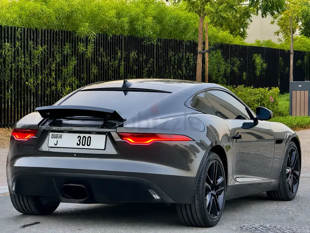 2022 Jaguar F-Type Dynamic | Black Pack | Panoramic Roof - Image 15