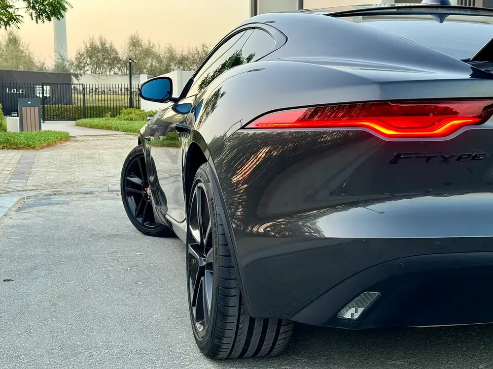 2022 Jaguar F-Type Dynamic | Black Pack | Panoramic Roof - Image 5