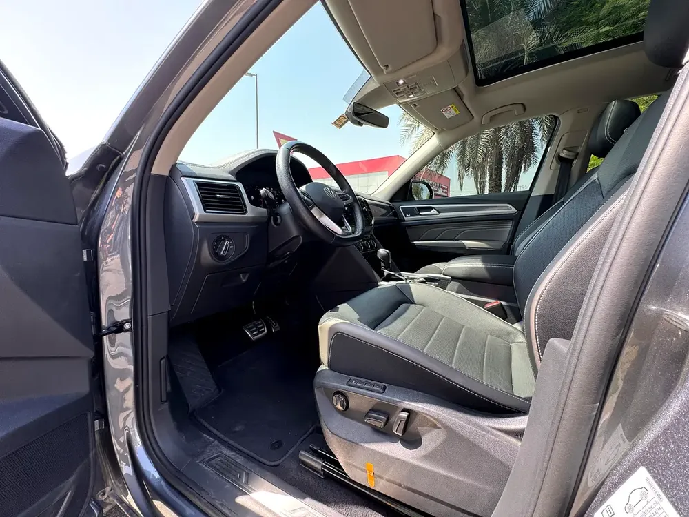 2021 Volkswagen Teramont 4MOTION - Excellent Condition - American Specs - Image 11