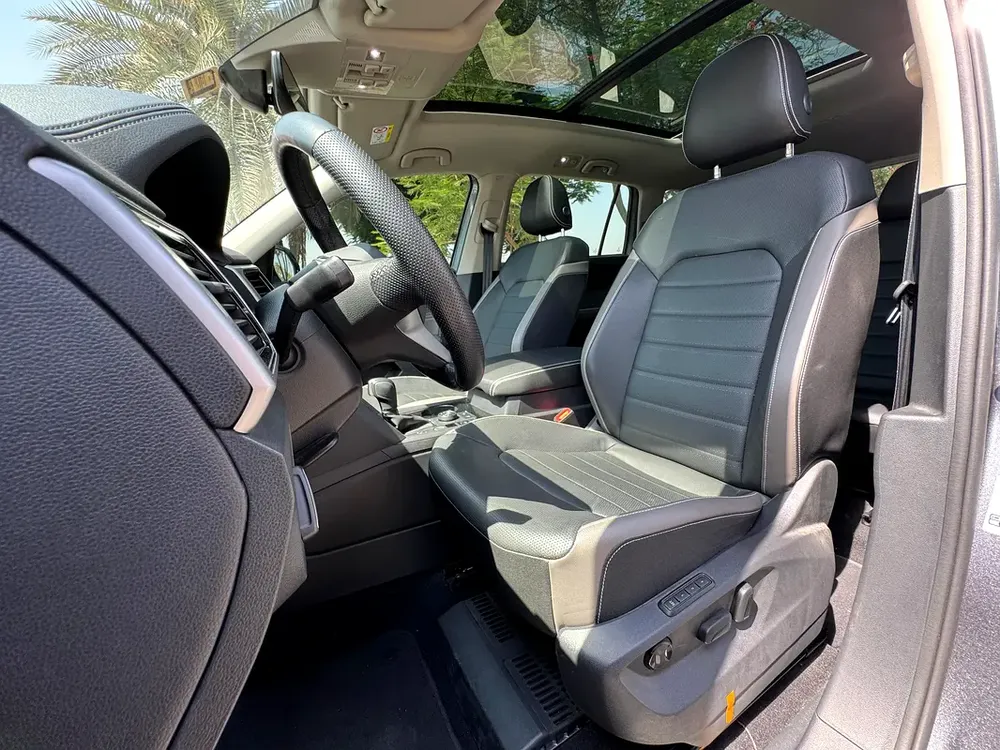 2021 Volkswagen Teramont 4MOTION - Excellent Condition - American Specs - Image 13