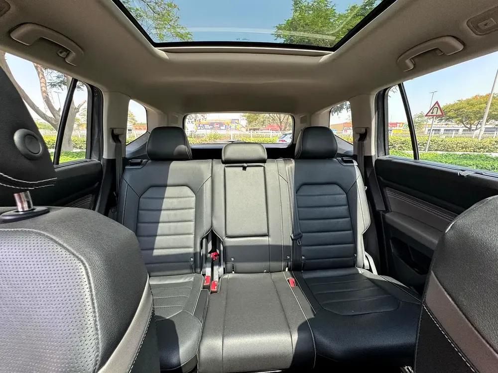 2021 Volkswagen Teramont 4MOTION - Excellent Condition - American Specs - Image 19