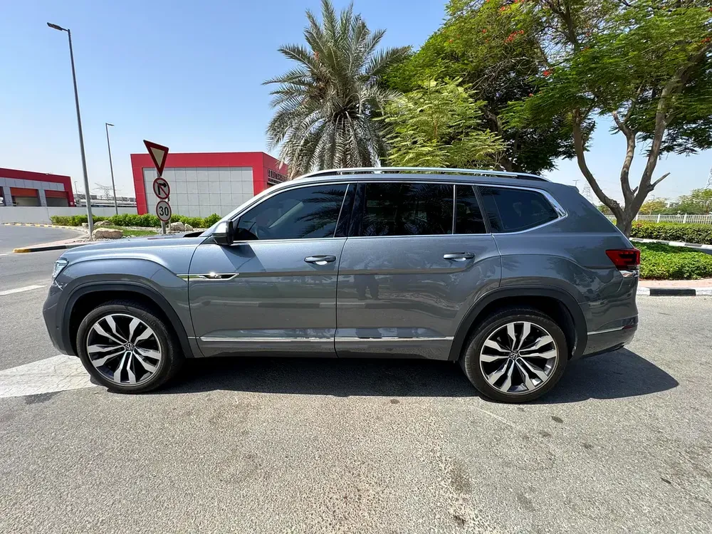 2021 Volkswagen Teramont 4MOTION - Excellent Condition - American Specs - Image 8