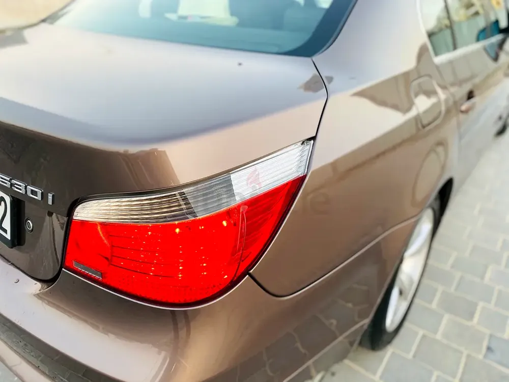 BMW 5-Series 530i 2004 Japanese Specs - Image 5