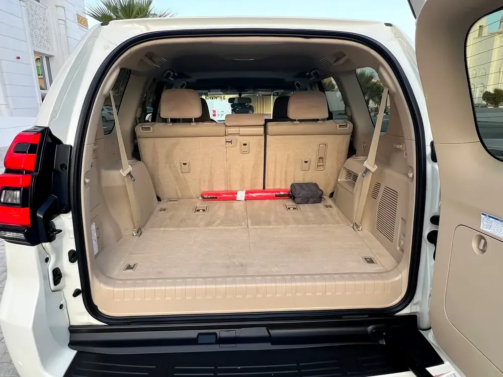 🔥 AED 2185 EMI |  GCC 2022 Toyota Prado GXR 4.0L V6 | FSH | READY TO DRIVE 🔥 - Image 16