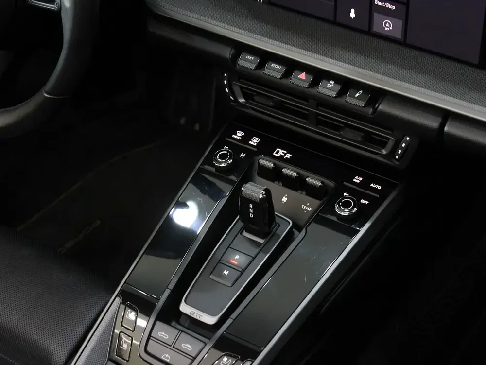 2021 Porsche 911 Carrera S - with warranty - Image 20