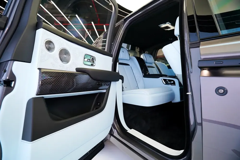 4 YEAR WARRANTY AND SERVICE | DUALITY SEATS | REAR ENTERTAINMENT | STARLIGHT - Image 15