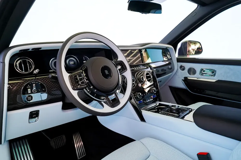 4 YEAR WARRANTY AND SERVICE | DUALITY SEATS | REAR ENTERTAINMENT | STARLIGHT - Image 6