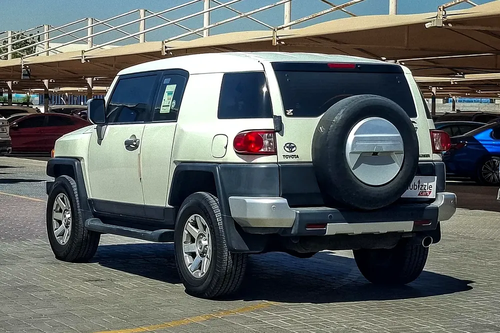 AED 1746/month | 2020 Toyota FJ Cruiser  | GCC Specs | Ref#476415 - Image 8