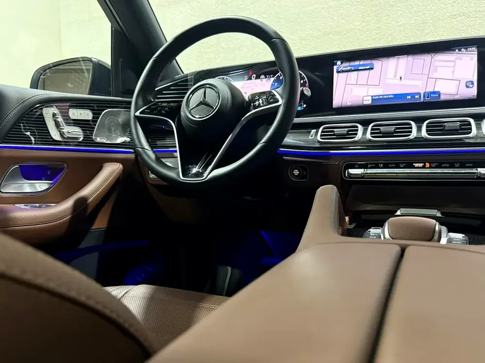 5,550AED/MONTH -- MERCEDES WARRANTY 5 YEARS -- GLE450 AMG PREMIUM PLUS NIGHT PACKAGE - Image 10