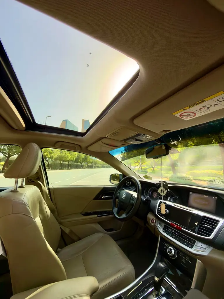 For Sale: Honda Accord i‑VTEC Full Option GCC – First Owner – Excellent Condition - Image 4