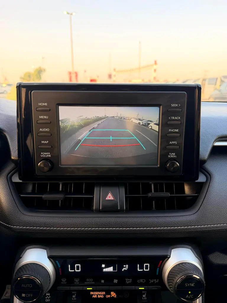2019 Toyota RAV4 XLE Premium -Well Maintained 4X4 - Image 11