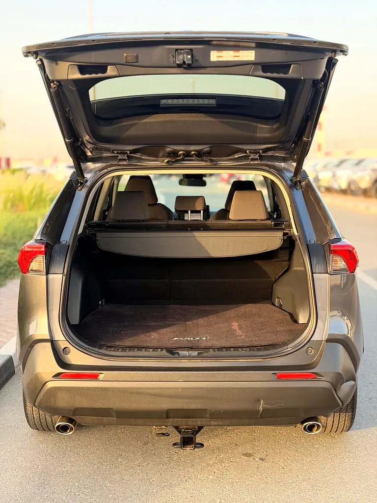 2019 Toyota RAV4 XLE Premium -Well Maintained 4X4 - Image 18