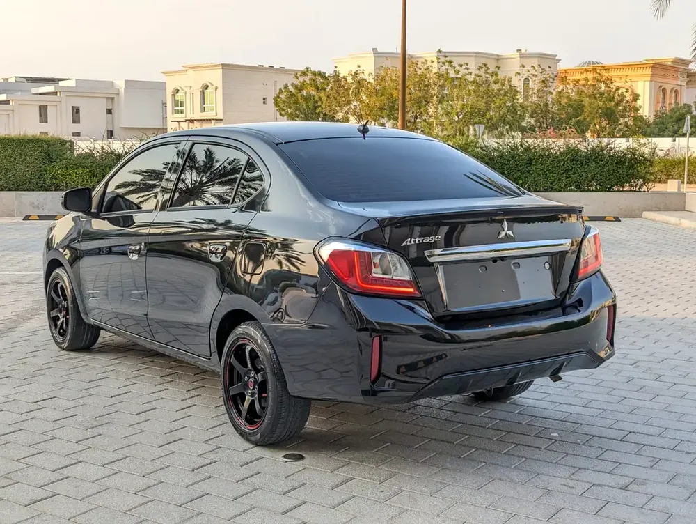 Mitsubishi Attrage 2022 GCC Signature Edition With Low KM Perfect Family Sedan - Image 19