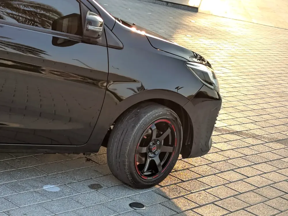 Mitsubishi Attrage 2022 GCC Signature Edition With Low KM Perfect Family Sedan - Image 7