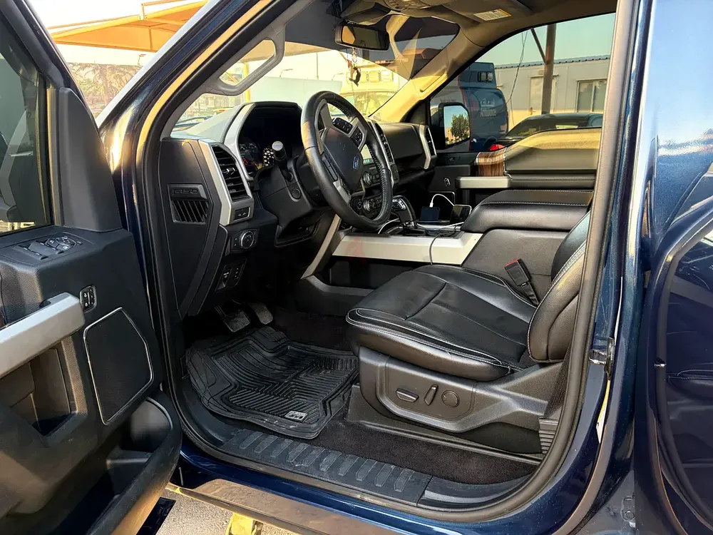 F150 full option 2019 4x4 Panoramic roof in excellent condition - Image 16