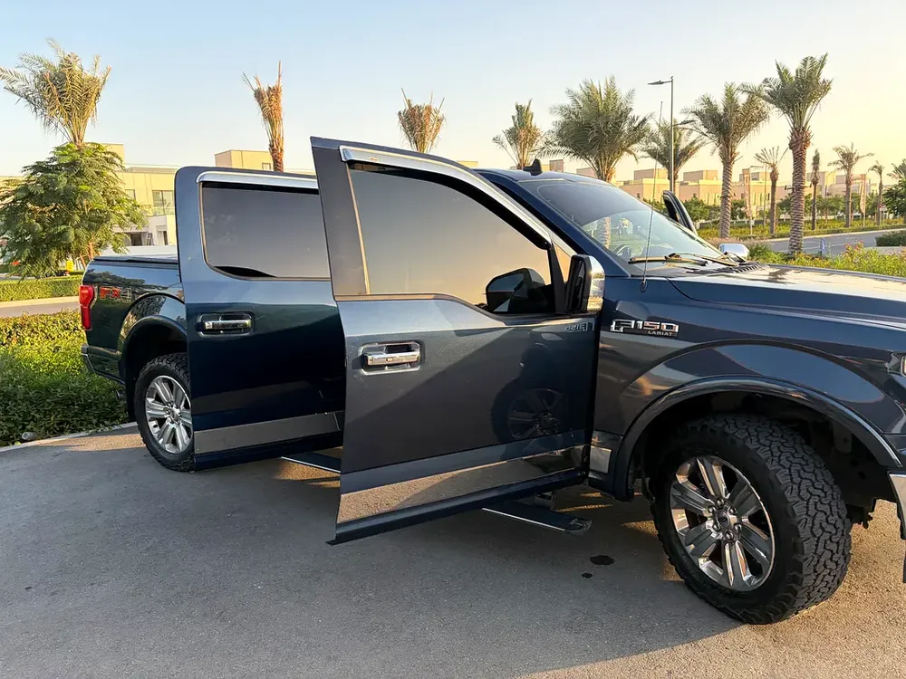 F150 full option 2019 4x4 Panoramic roof in excellent condition - Image 18