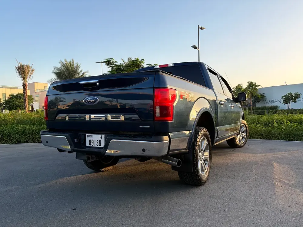 F150 full option 2019 4x4 Panoramic roof in excellent condition - Image 8