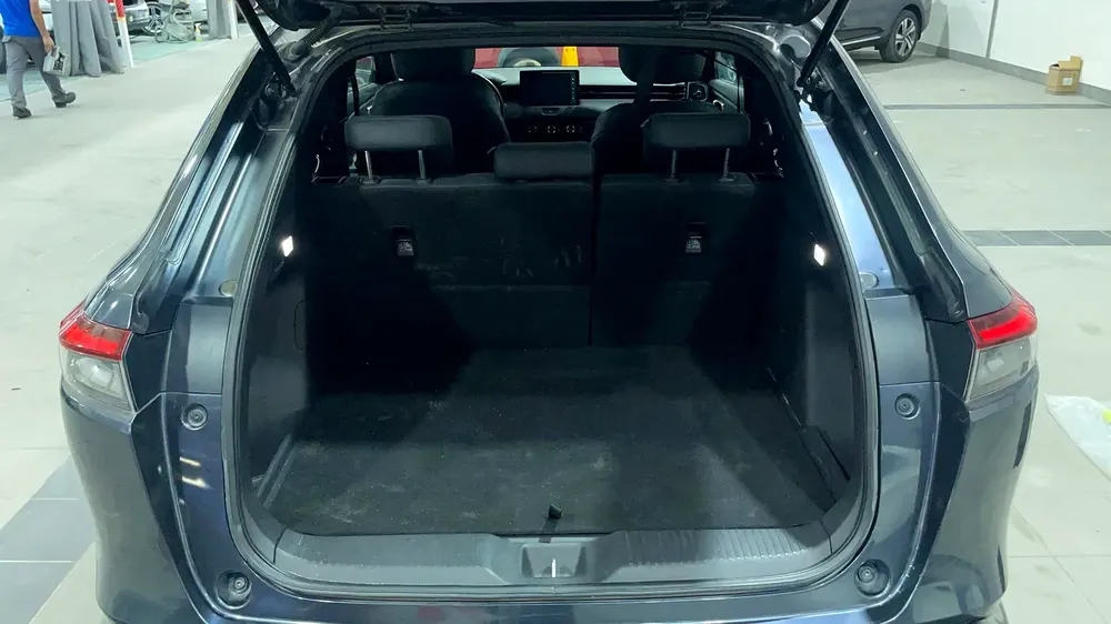 AED 1,019/month | 0 DP | Free 3 Months Warranty | Service History | 30 Day Return | HONDA HR-V 2022 - Image 11