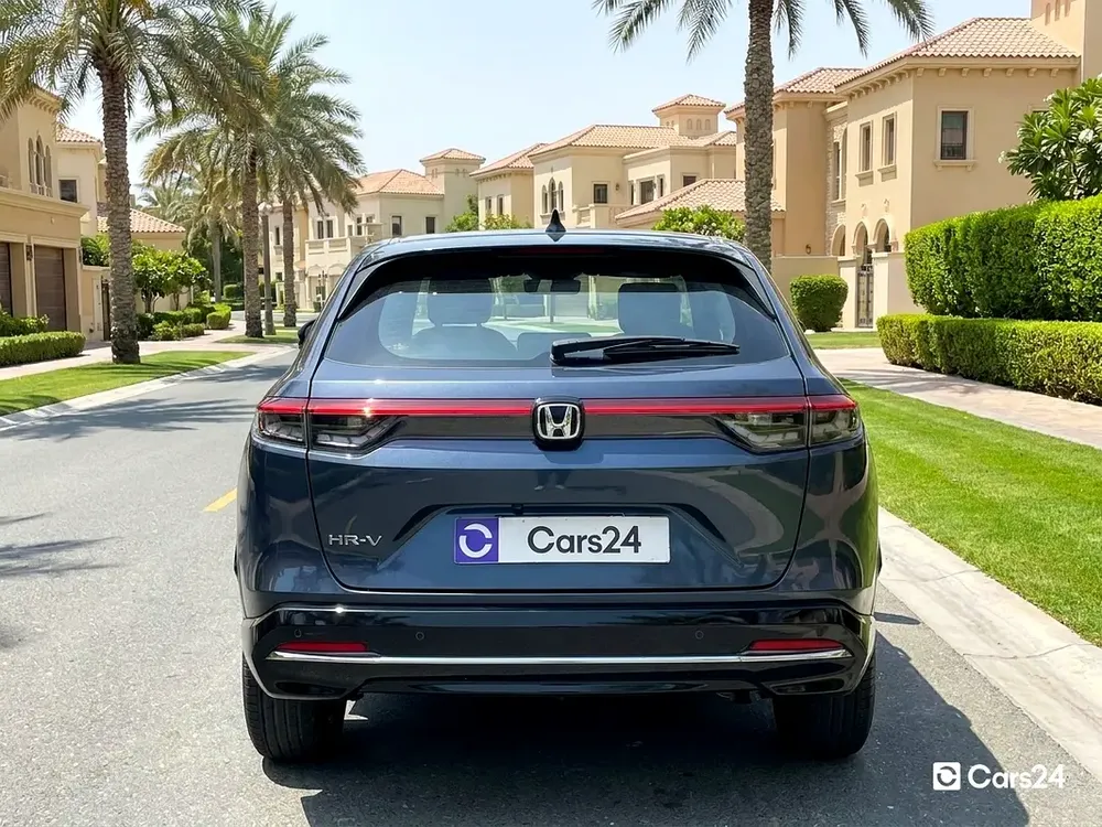 AED 1,019/month | 0 DP | Free 3 Months Warranty | Service History | 30 Day Return | HONDA HR-V 2022 - Image 4