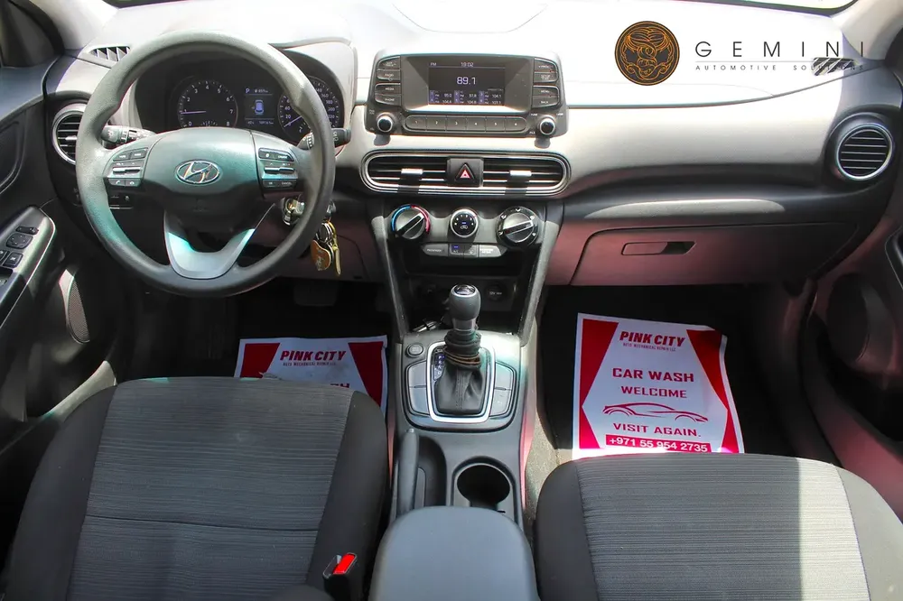 Hyundai Kona 2.0 Comfort 2019 GCC Spec - Image 12