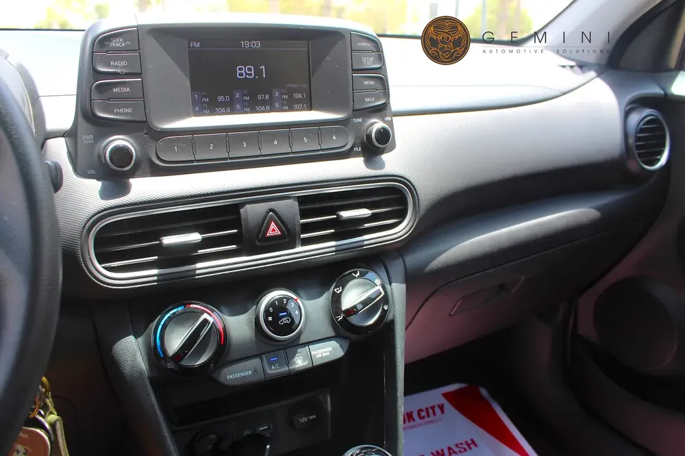 Hyundai Kona 2.0 Comfort 2019 GCC Spec - Image 15