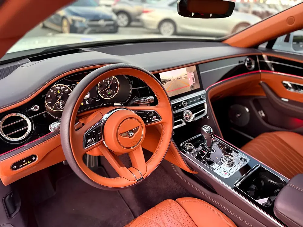 Bentley Flying Spur V8 S 2022 - Korean Specs - GCC Stock - Image 13