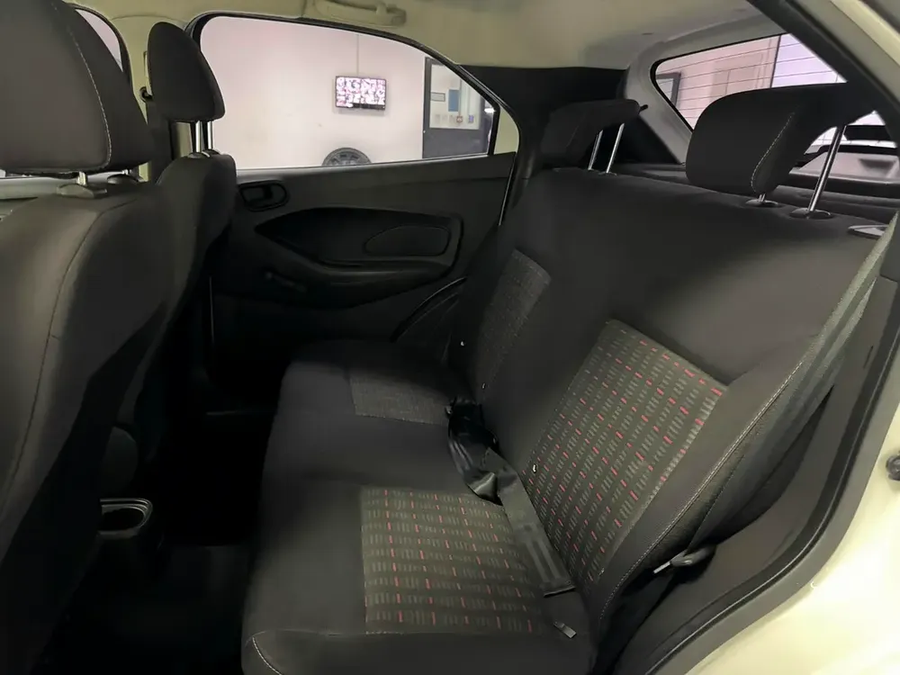 Ford Figo Ambiente 2020 GCC Specs - Reliable and Fuel Efficient - Image 6