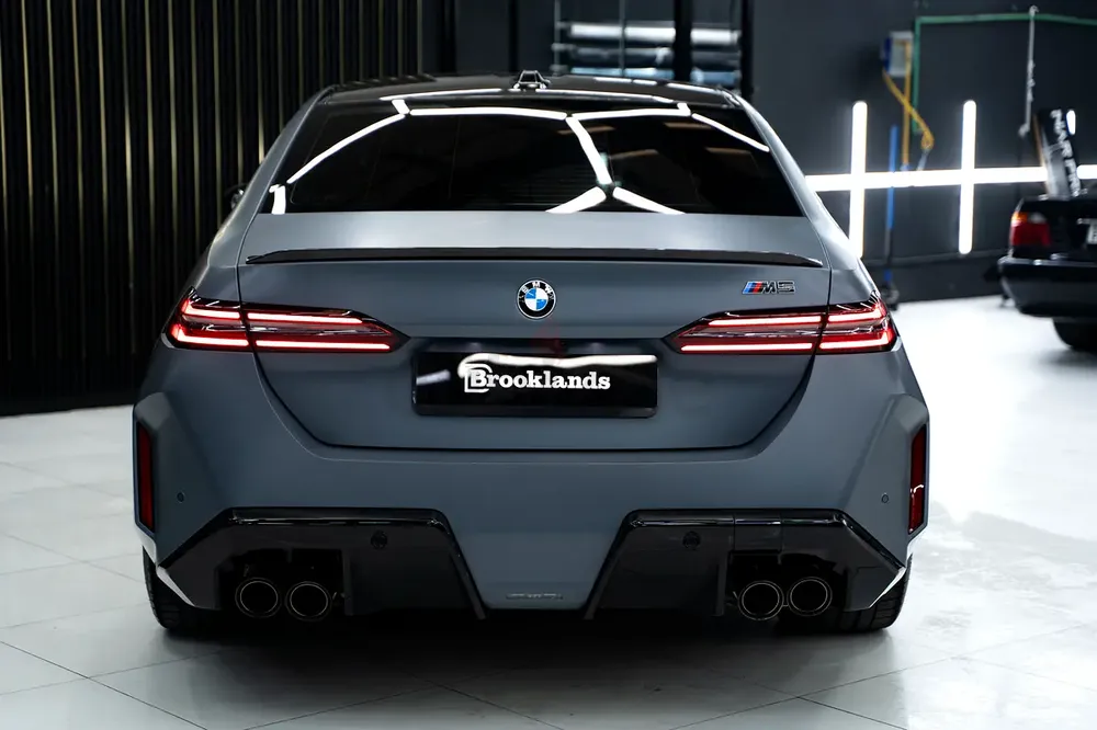BMW M5  |  2026  | GCC  | Warranty and service contract - Image 7
