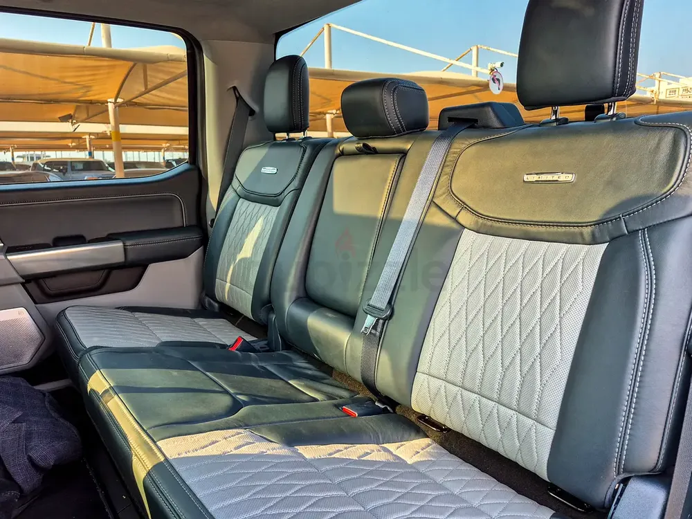 AED 3176/month | 2023 Ford F-Series Pickup Limited | GCC Specs | Ref#409476 - Image 12