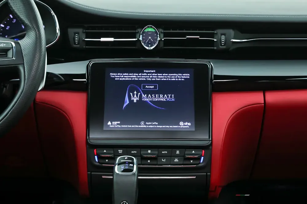 2020 Maserati Quattroporte GTS GranSport | GCC | Service Contract | Smooth Condition | Twin-Turbo V8 - Image 15