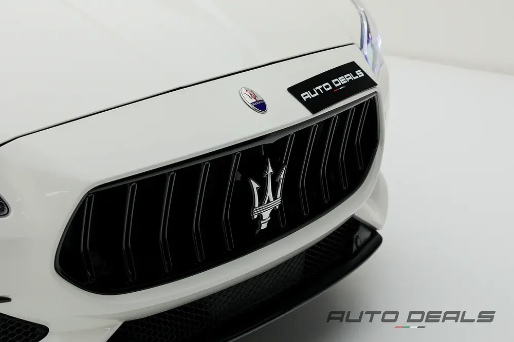 2020 Maserati Quattroporte GTS GranSport | GCC | Service Contract | Smooth Condition | Twin-Turbo V8 - Image 6