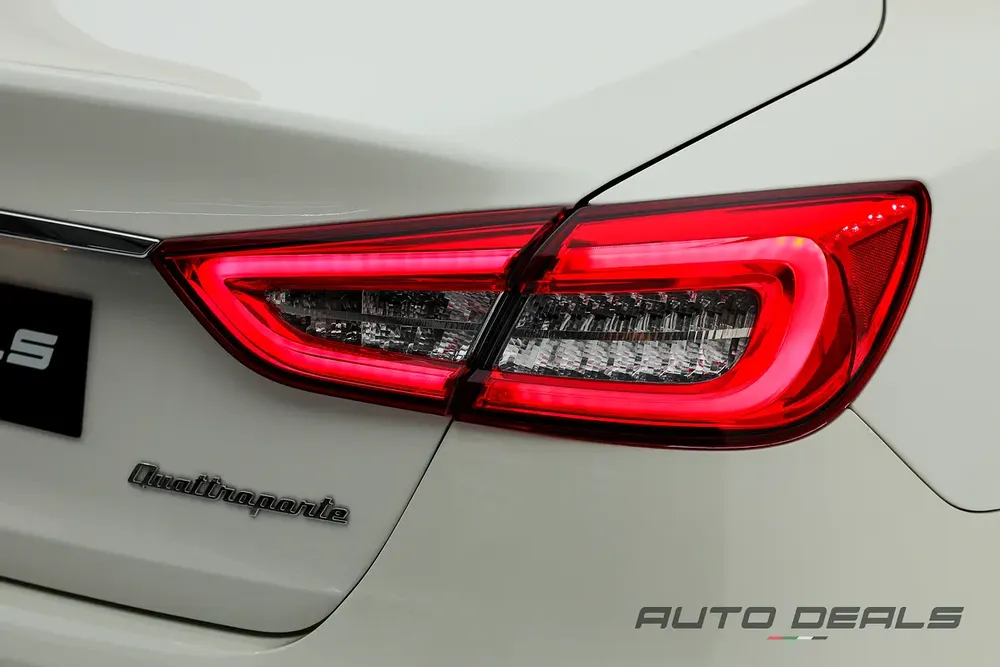 2020 Maserati Quattroporte GTS GranSport | GCC | Service Contract | Smooth Condition | Twin-Turbo V8 - Image 8