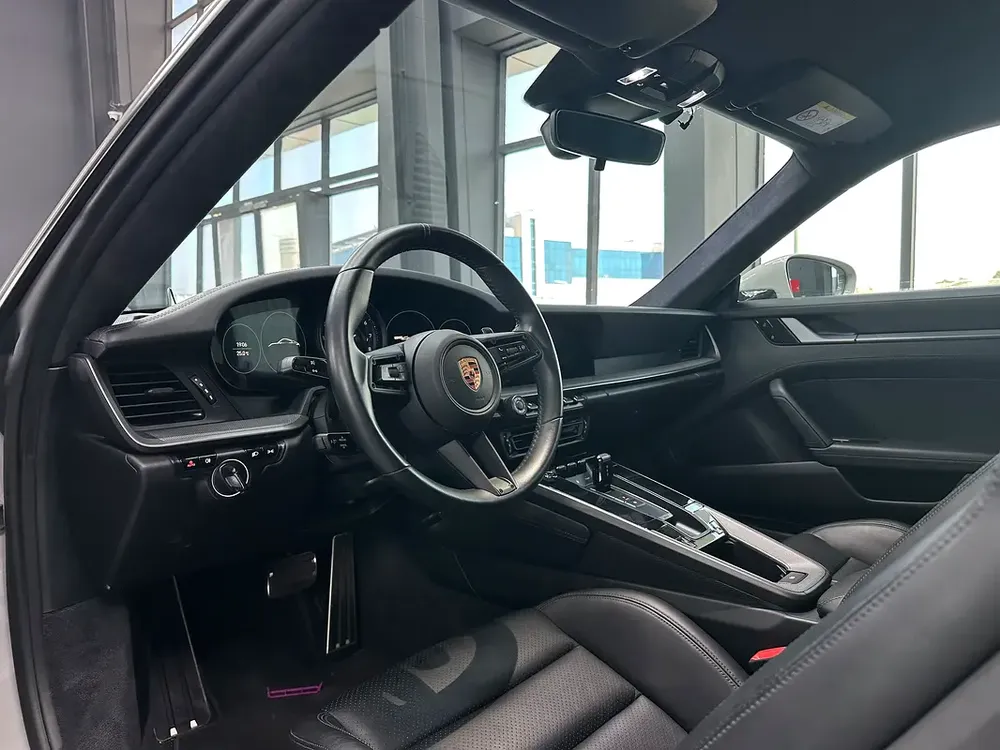 Porsche 911 Carrera 4S 2020 – Japan Spec – Only 18 500 km – Mint Condition - Image 10
