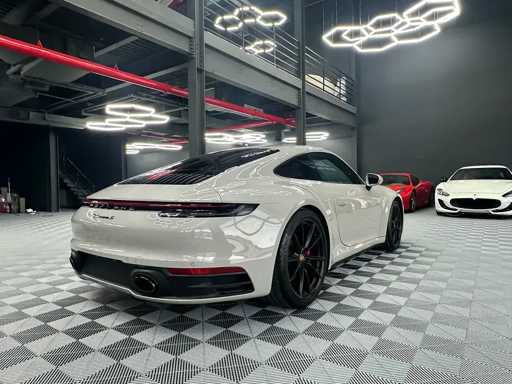 Porsche 911 Carrera 4S 2020 – Japan Spec – Only 18 500 km – Mint Condition - Image 7