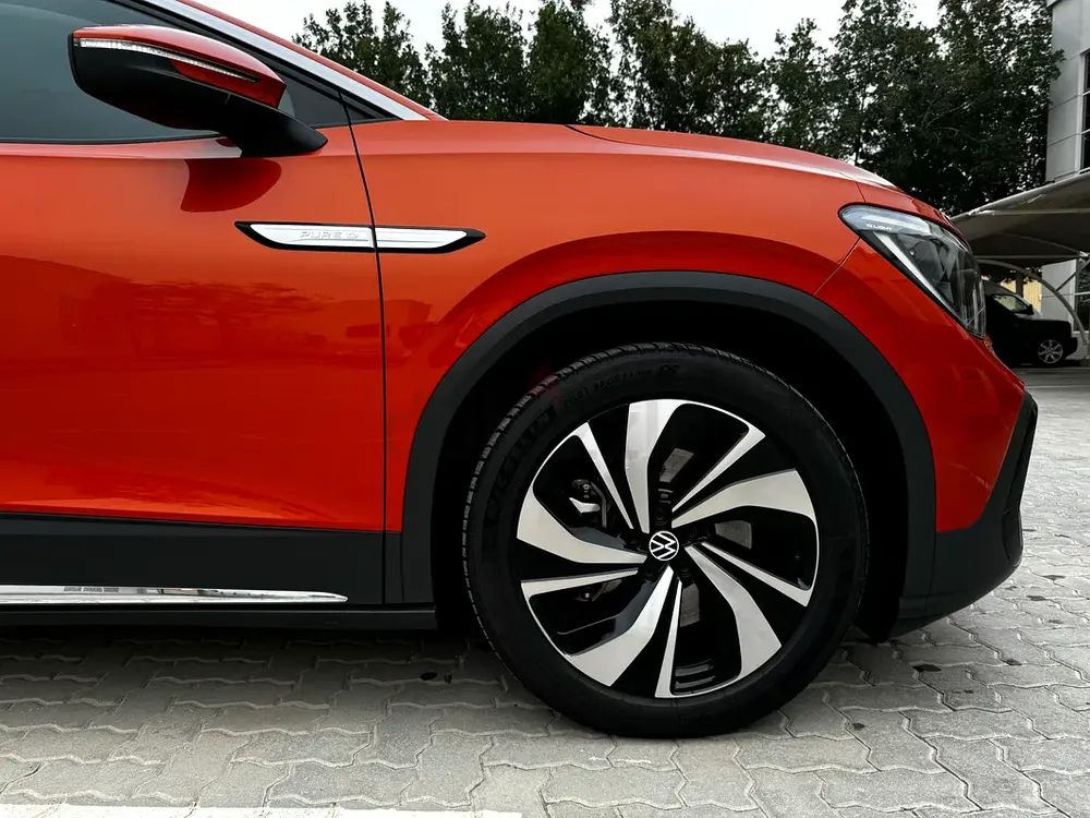 2022 Volkswagen ID.6 Crozz Pure+ |Electric SUV - Image 5