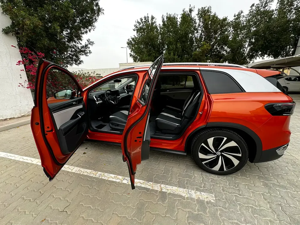 2022 Volkswagen ID.6 Crozz Pure+ |Electric SUV - Image 8